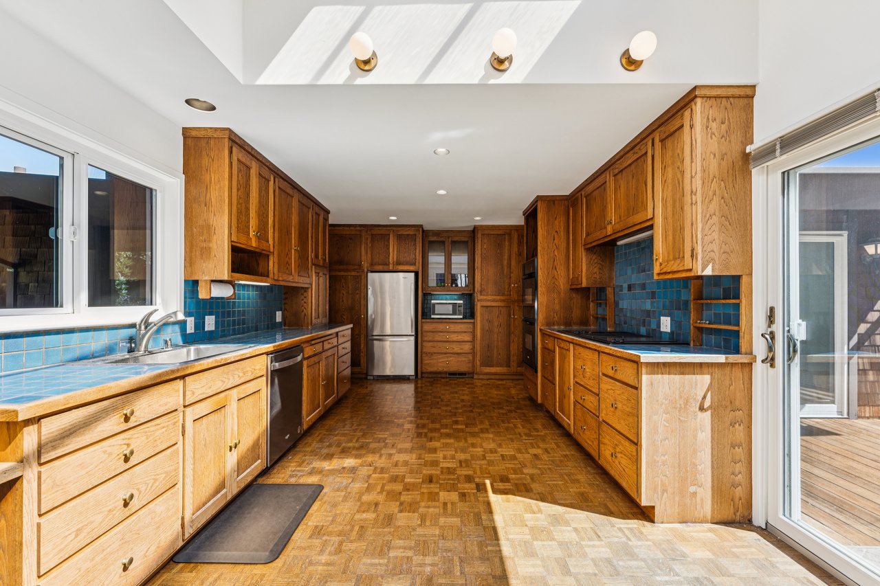 Incredible Belvedere Location