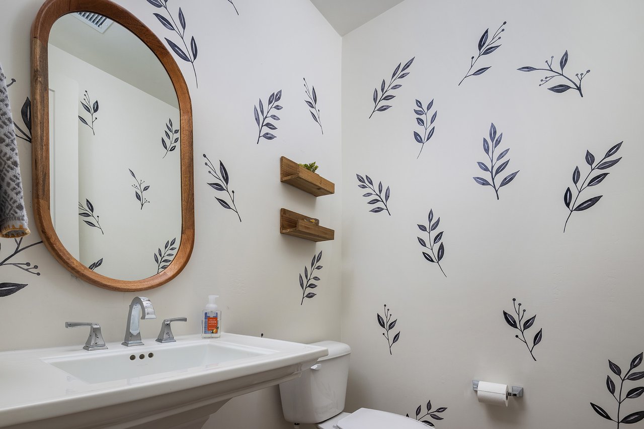 3548 E BLOOMFIELD Parkway