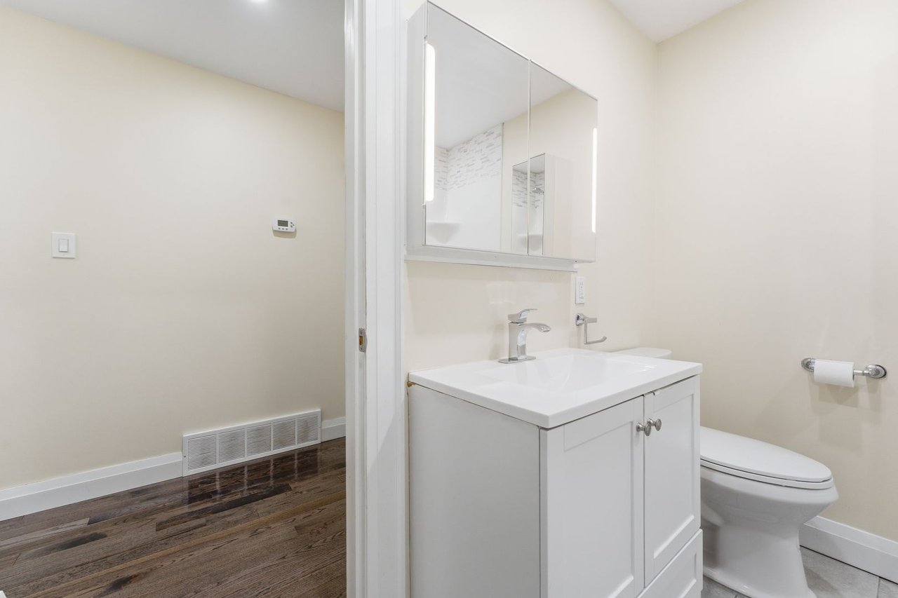 2362 Greenbank Tr
