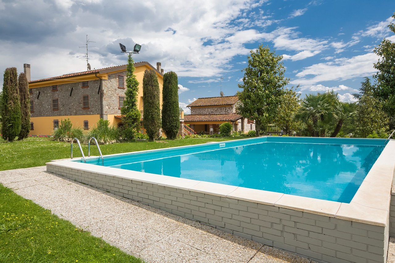 Marvelous Countryside Villa Outside of Lucca
