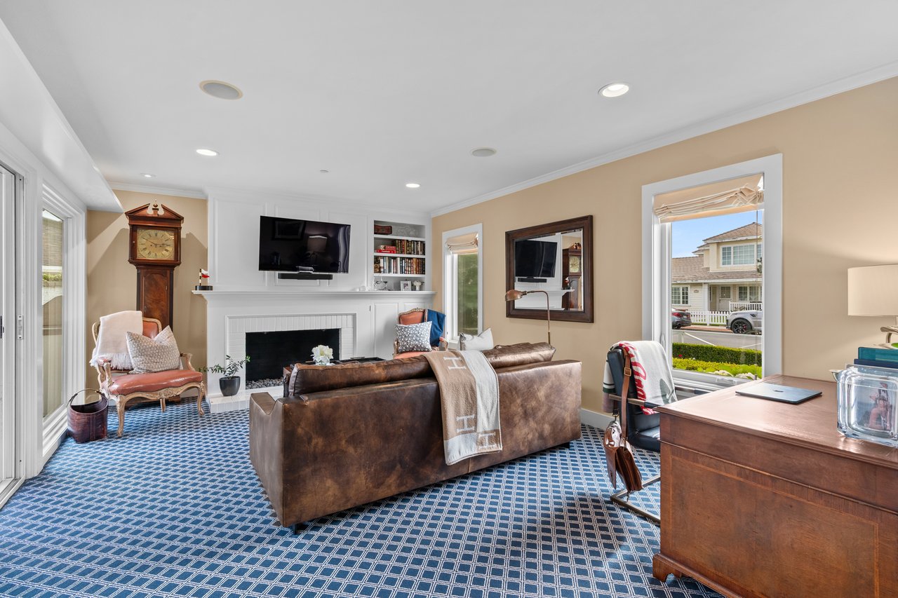 1230 Essex Lane