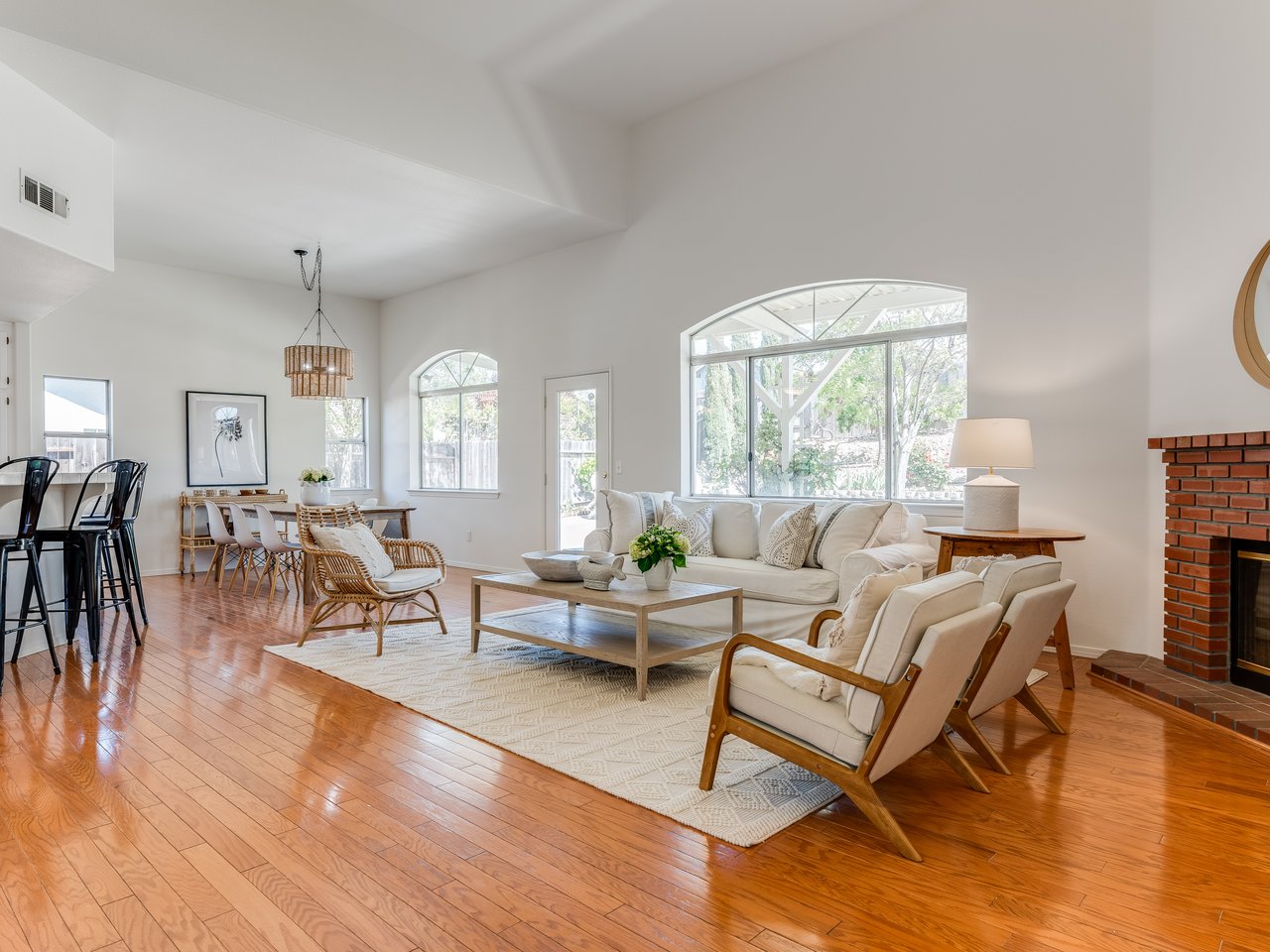 🏡 Successful Sale of 136 Riverbank Lane