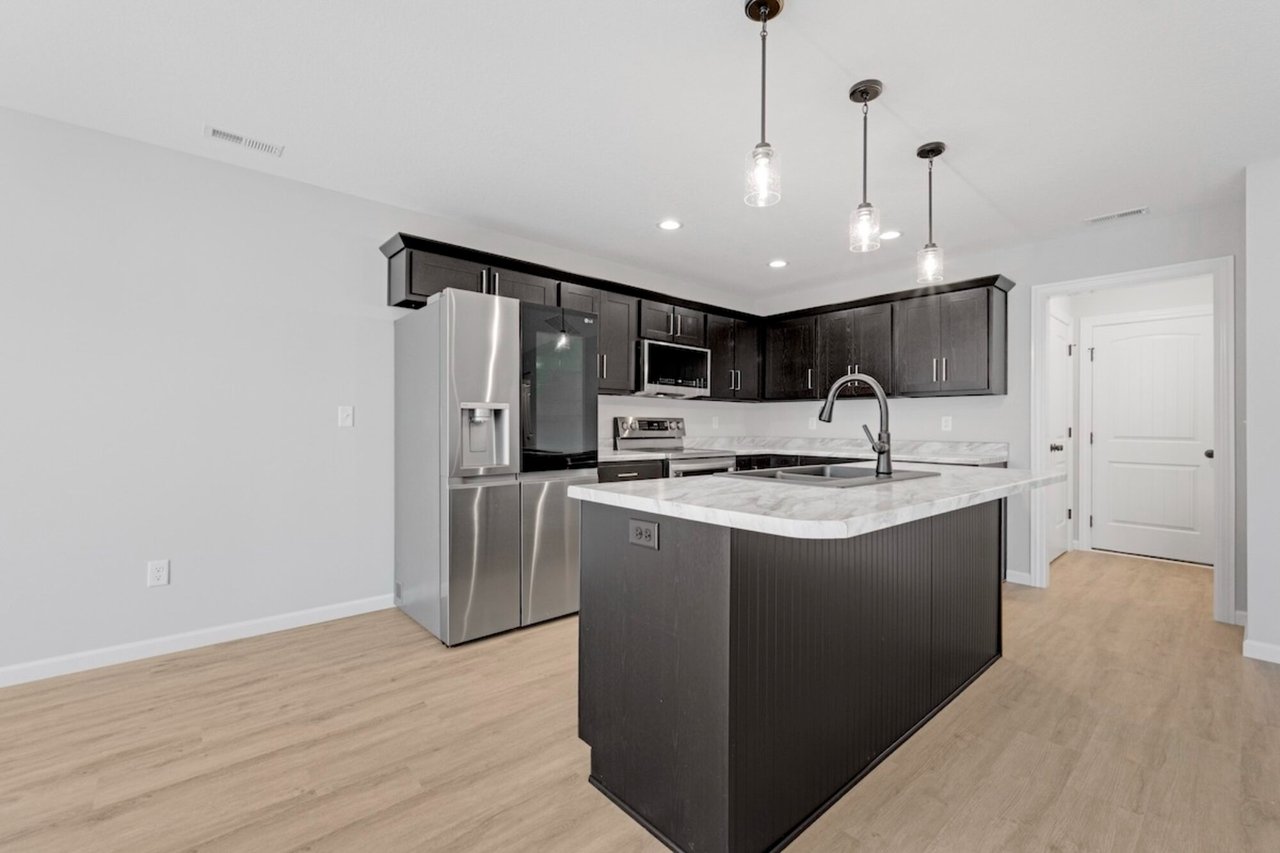 111 Sunset Dr