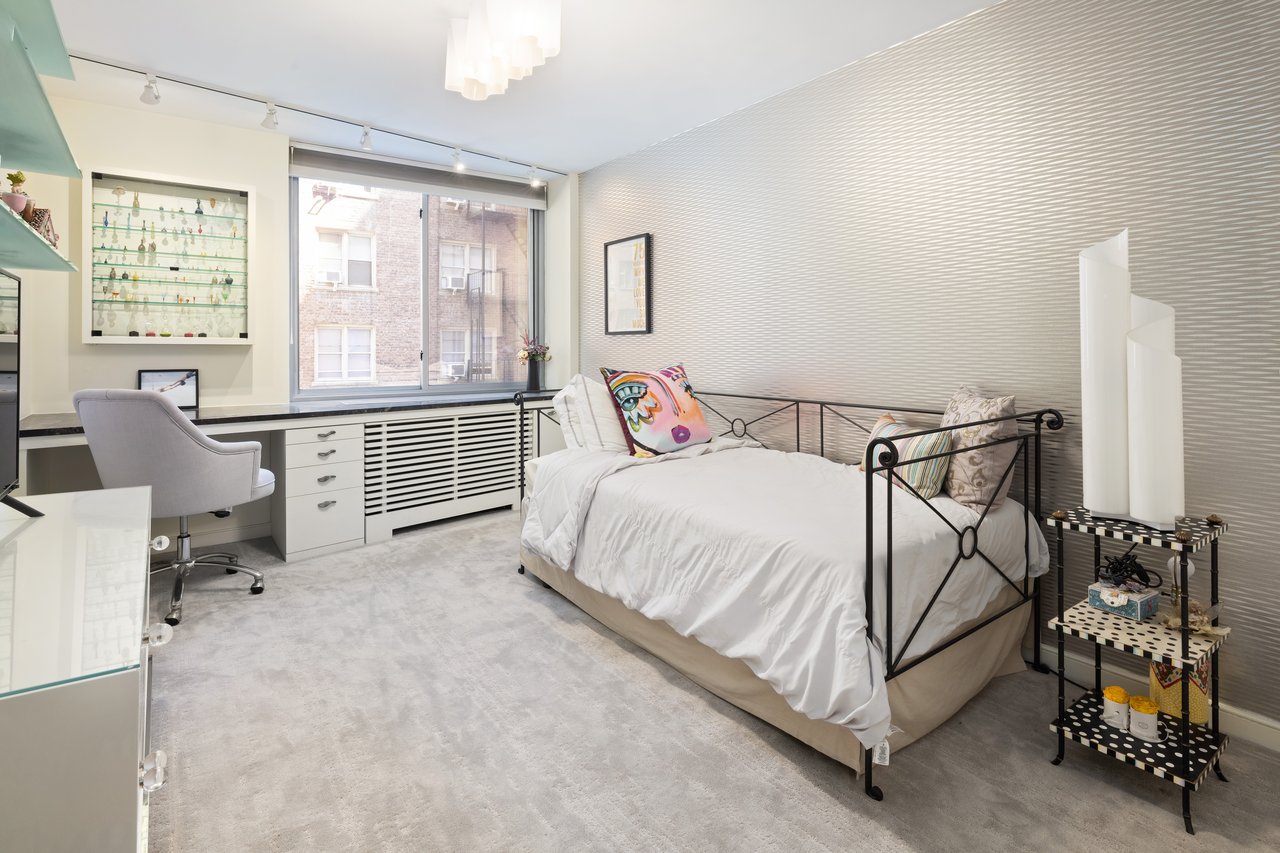 525 East 80th Street, 3A