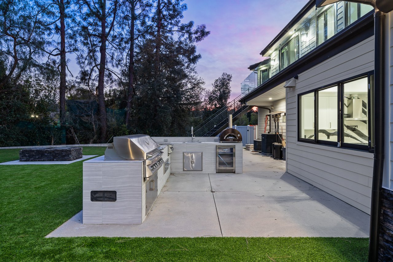 6006 Spring Valley Road