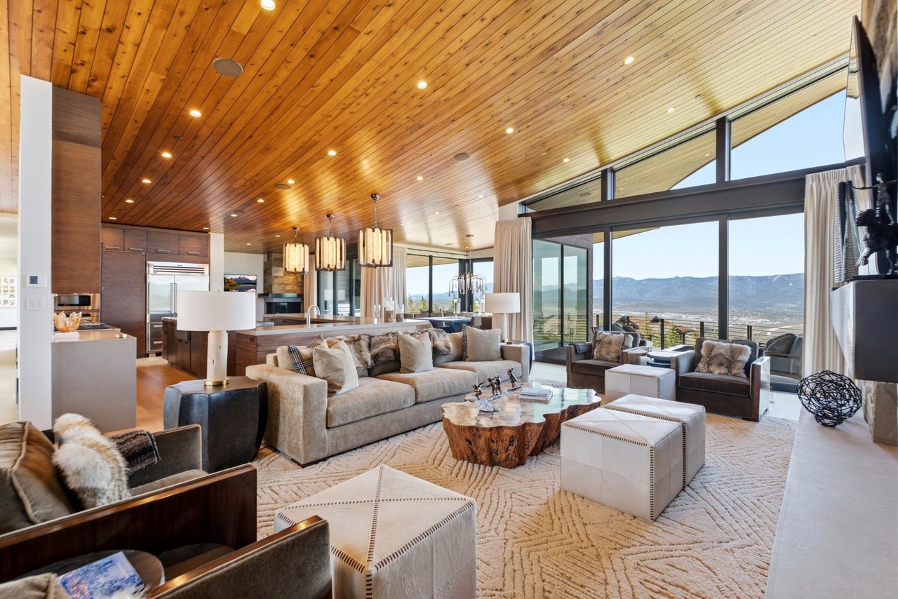 Top-of-Promontory Architectural Estate — Furnished & Turnkey - Front-Row Mountain Views