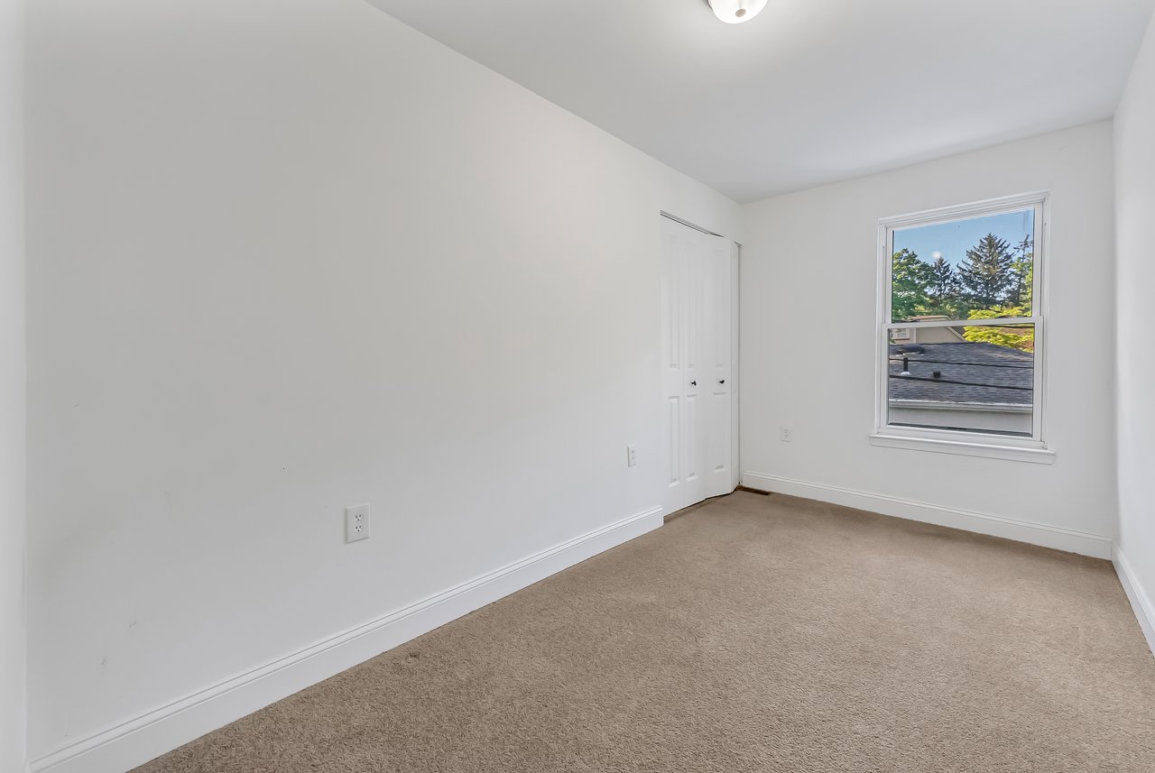 110 Montgomery Ave, Pitman