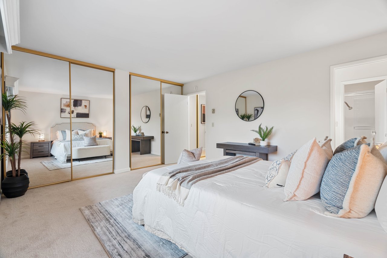 100 East Middlefield Road 6G