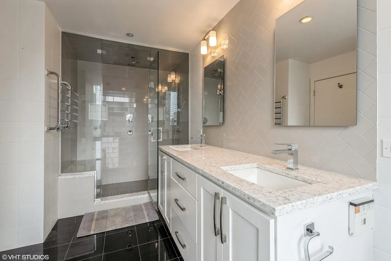 8 E Randolph St UNIT 1608