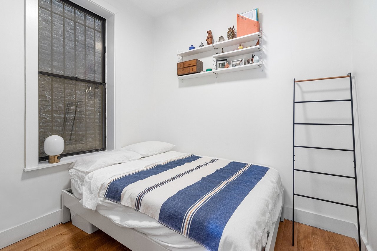 453 West 54th Street, #4B