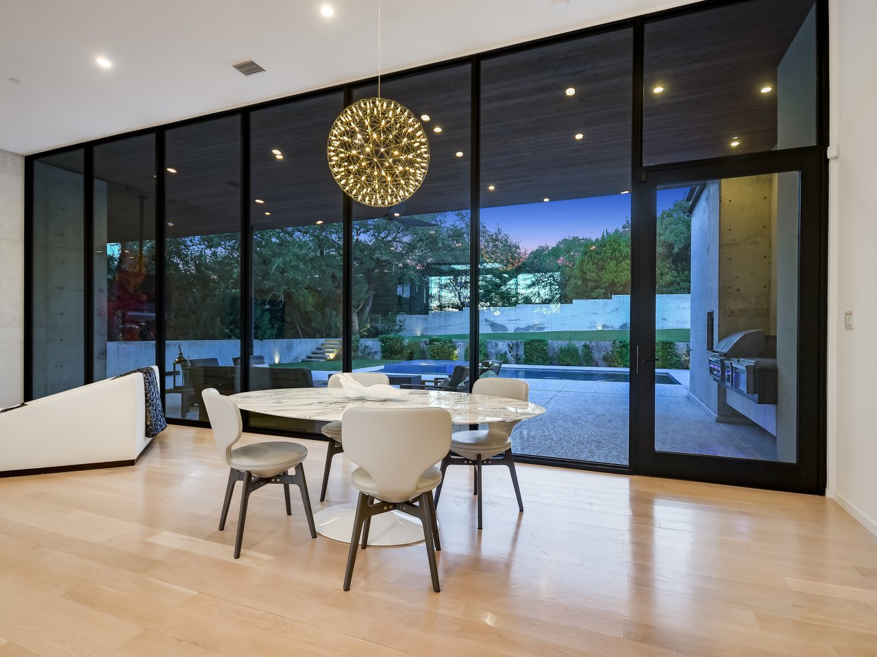 Private, Modern Masterpiece