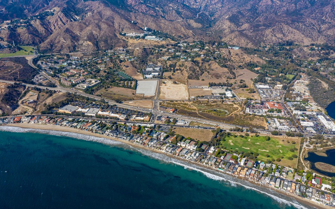 The Malibu Colony Parcel