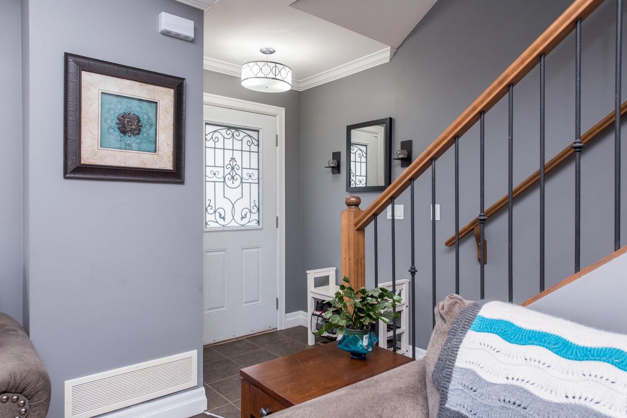 42-6450 Blackwood Ln