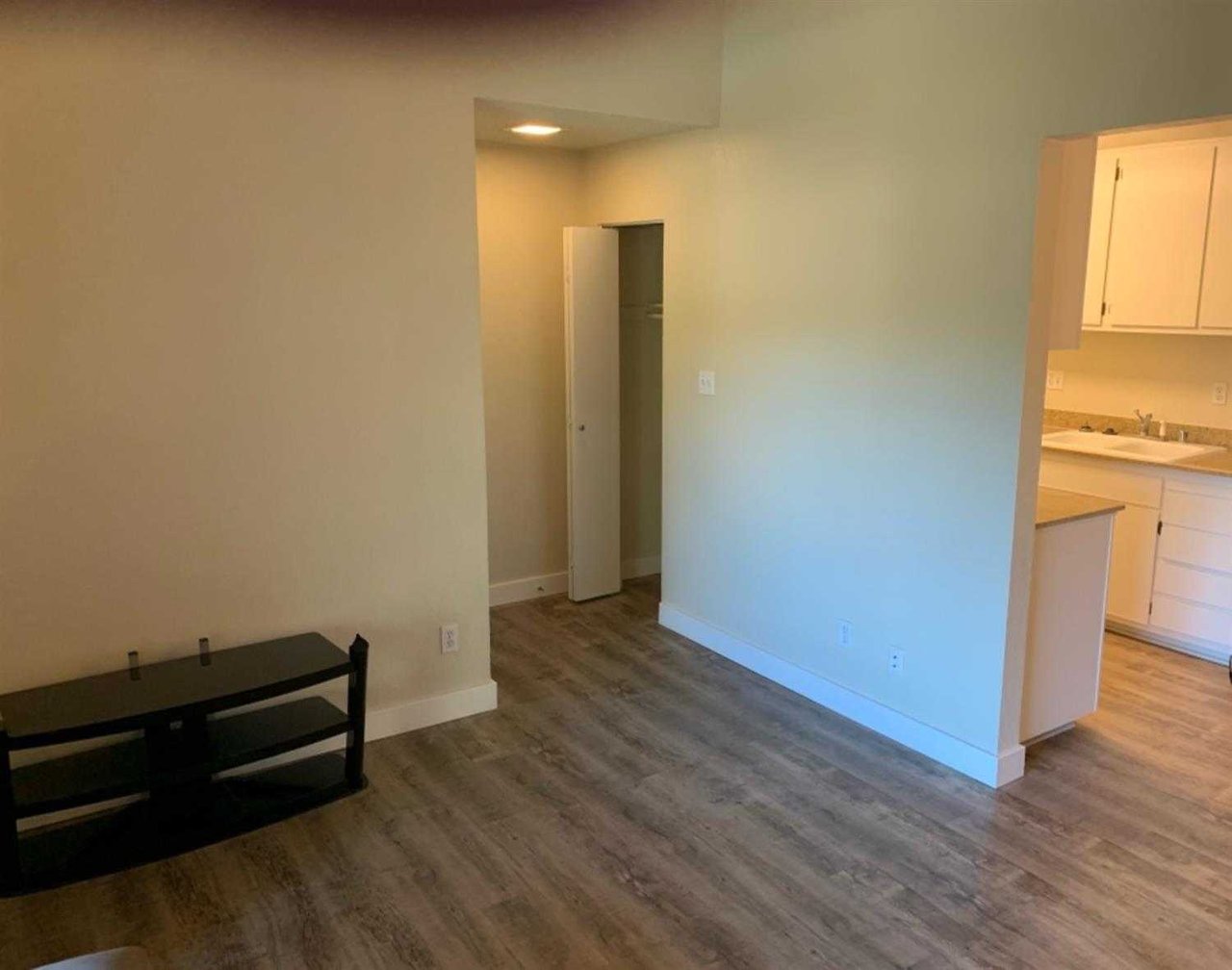 9160 Madison Unit 70