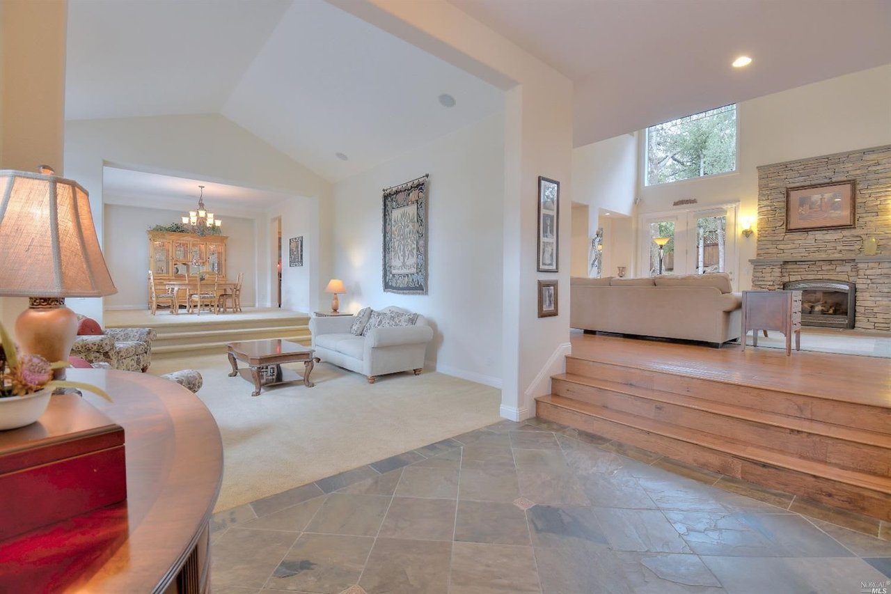 824 Olive Glen Ct