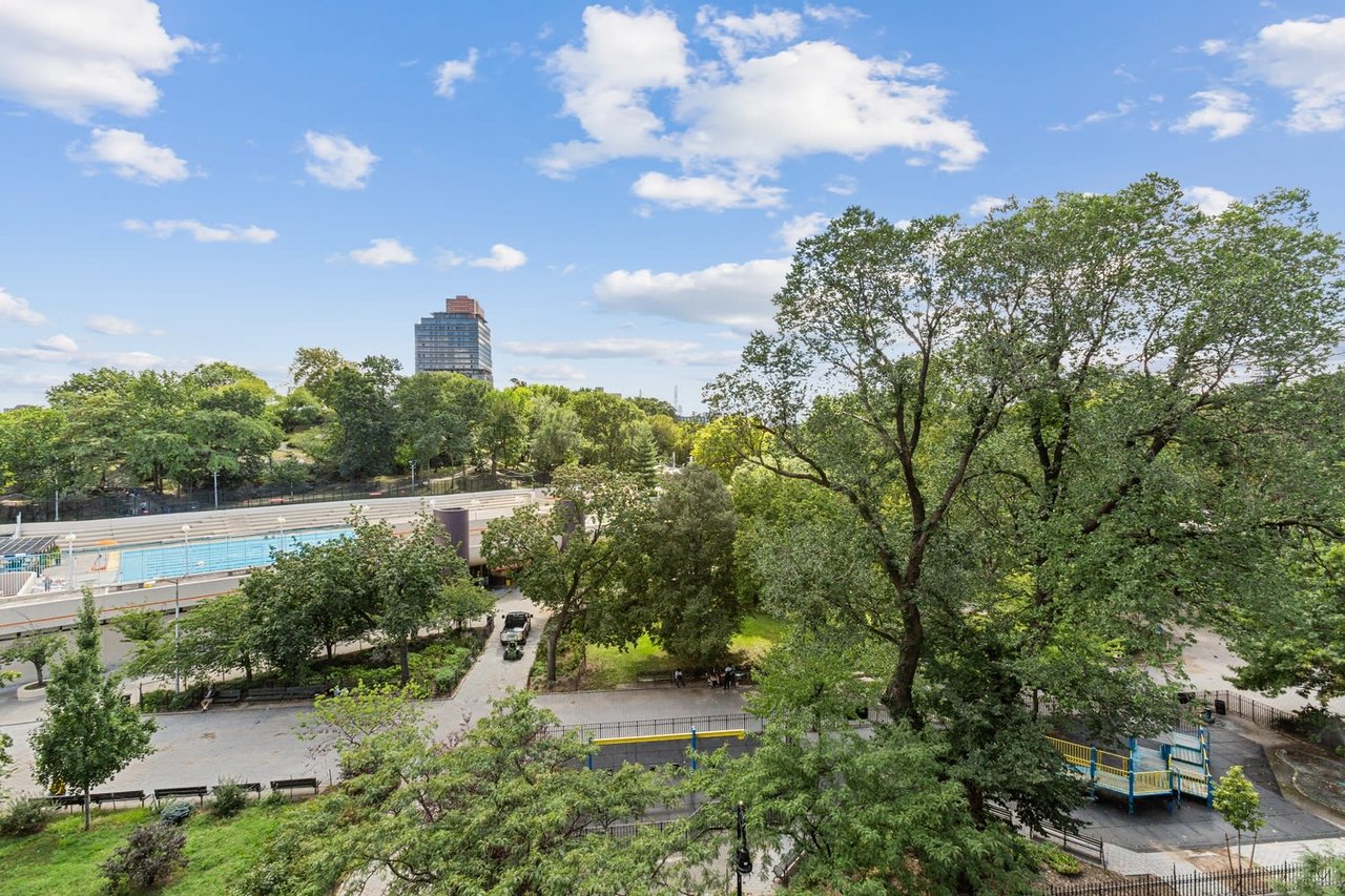 2002 5th Avenue Unit: 6-B