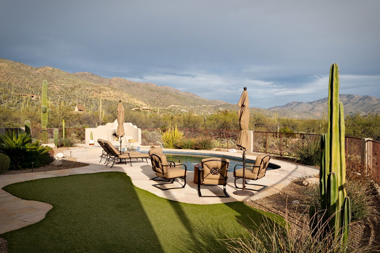 Stunning Desert Contemporary 