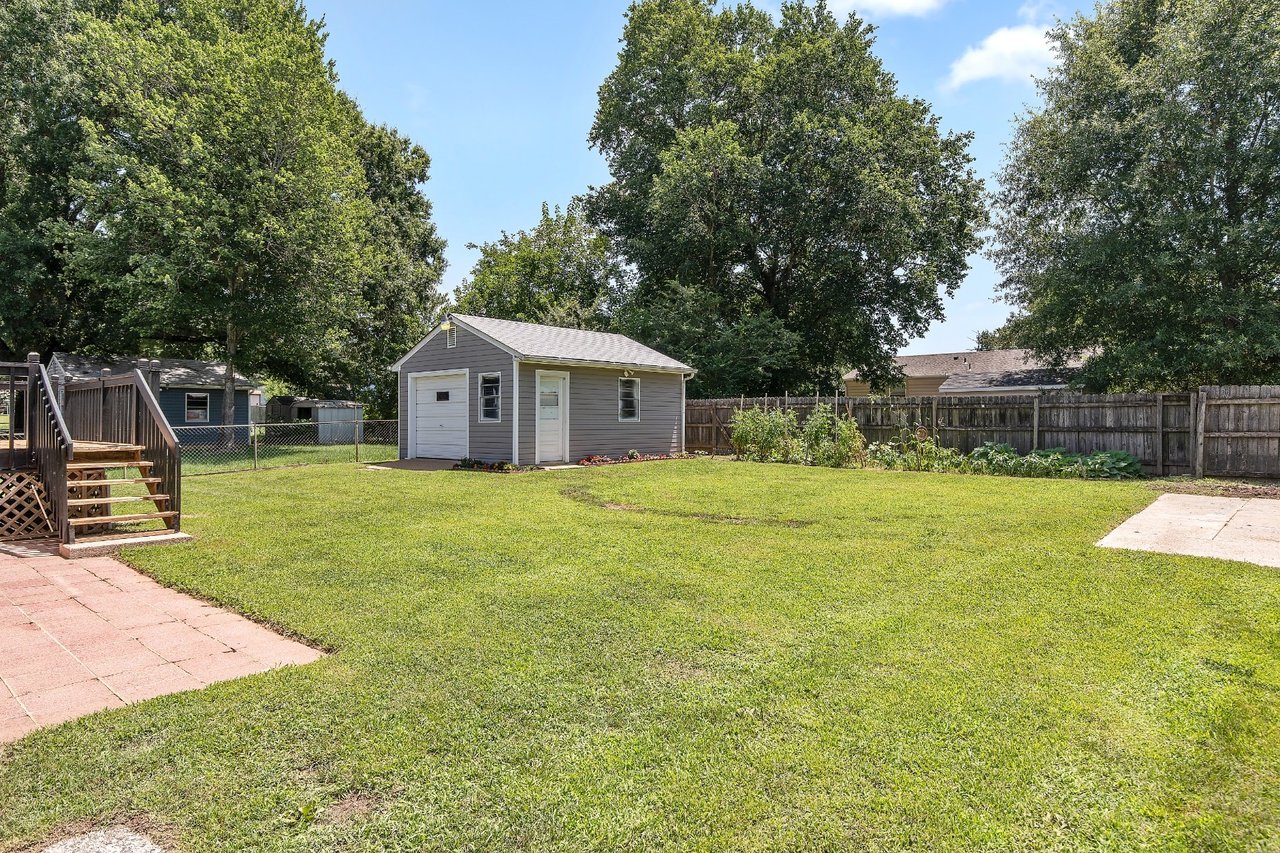 211 Carlstone Drive