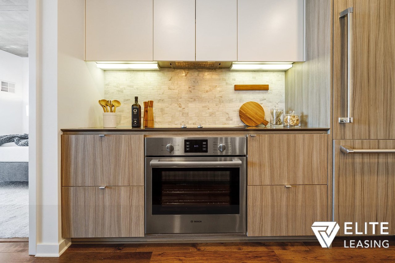 45 Bartlett St., #702