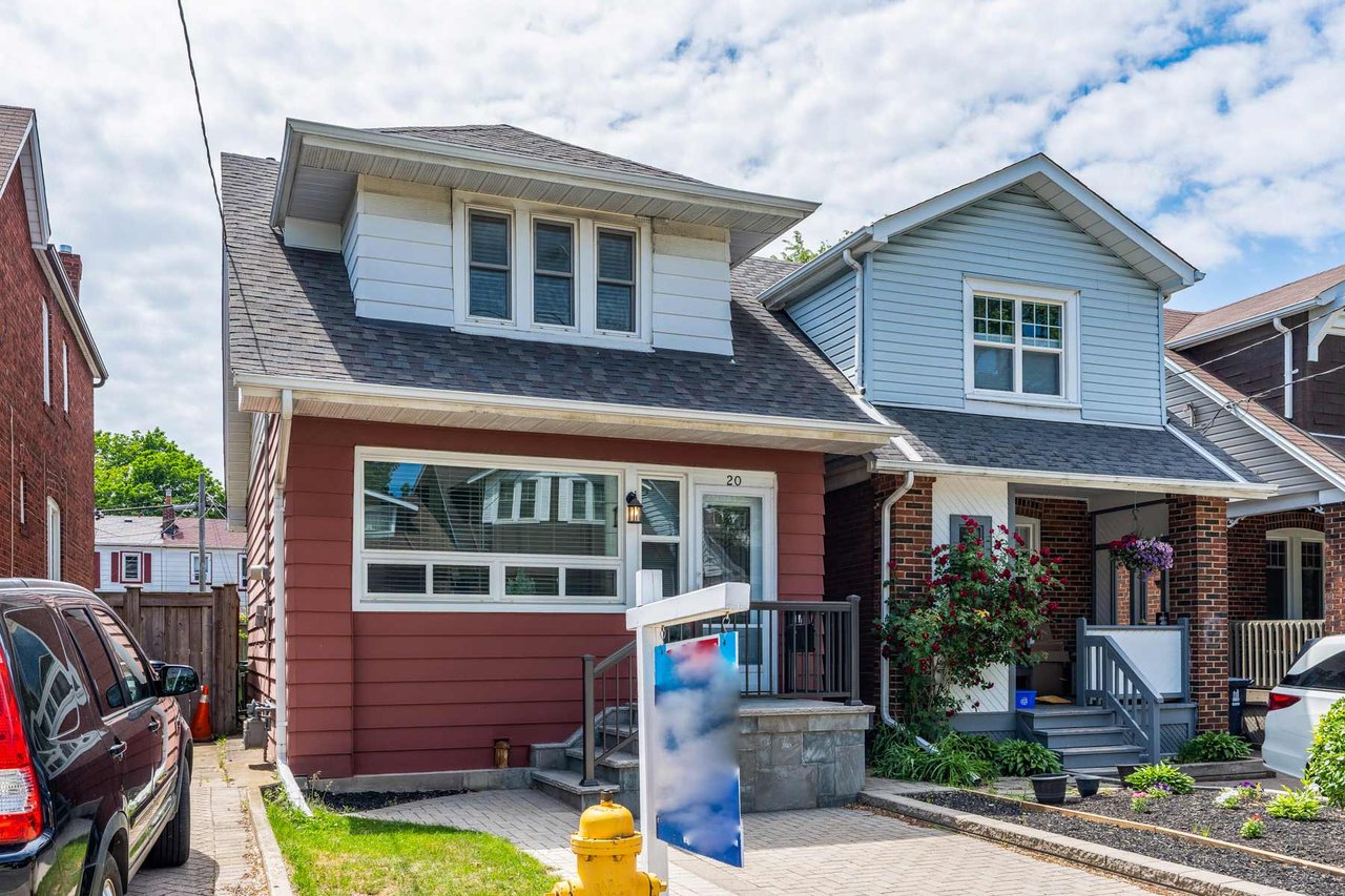 20 Roosevelt Rd