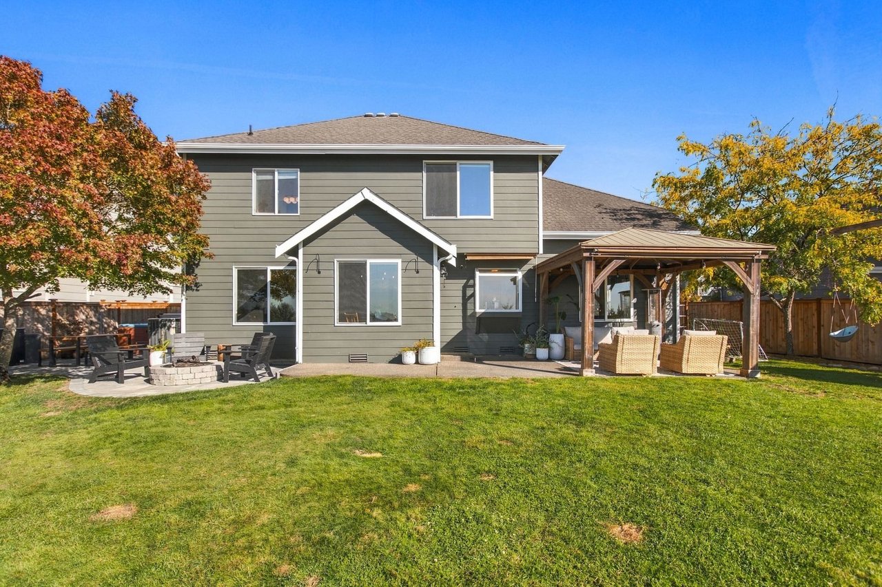Sky Island Lifestyle Sweeping Valley Views