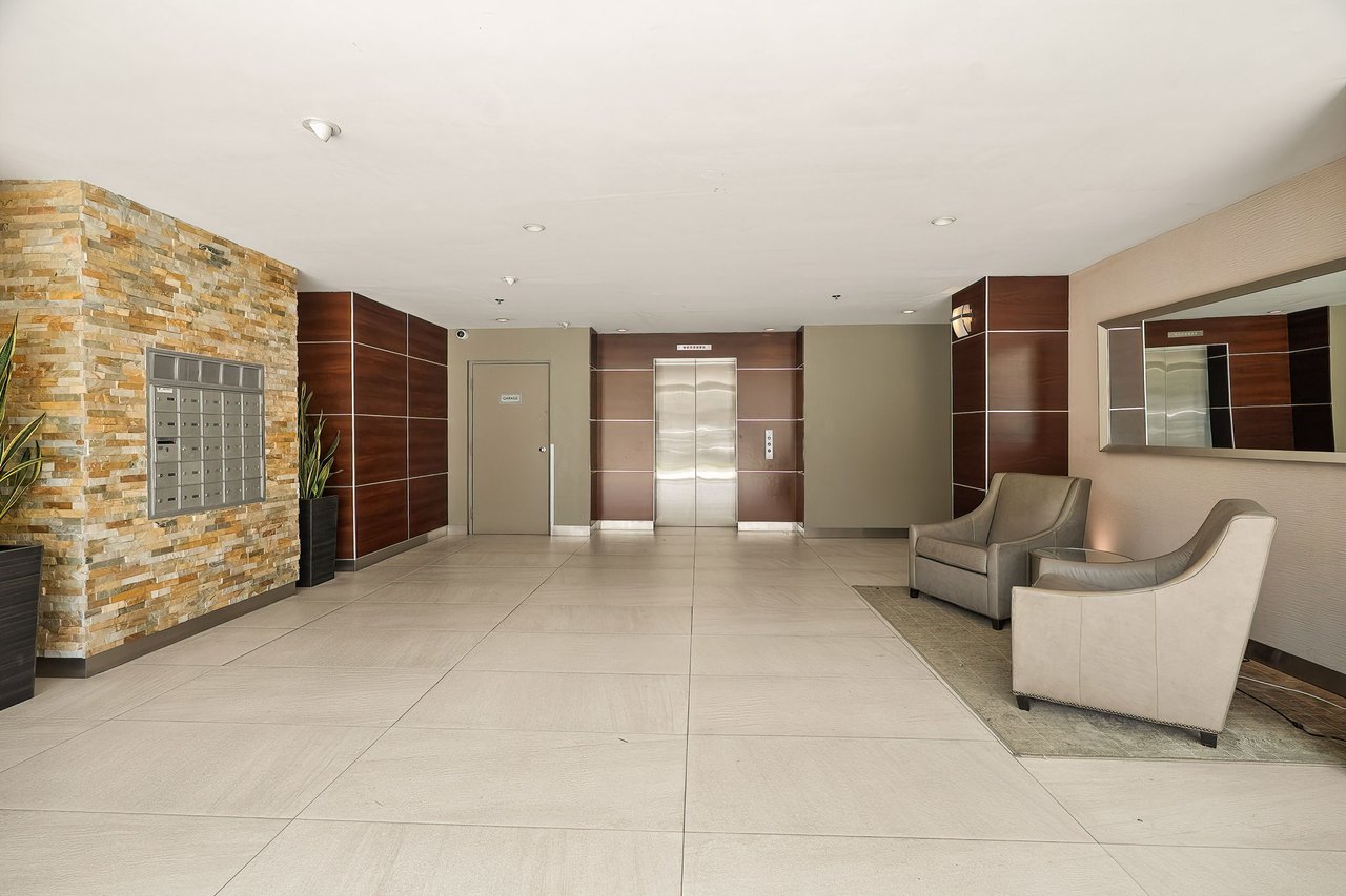 1617 S Beverly Glen Blvd Unit: 404, Westwood