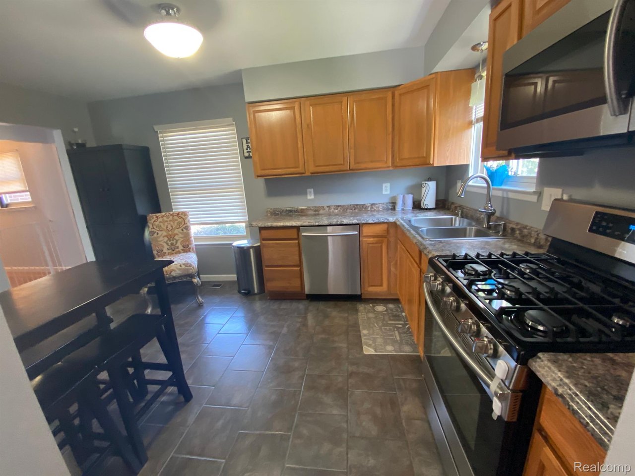 1469 Willard Dr
