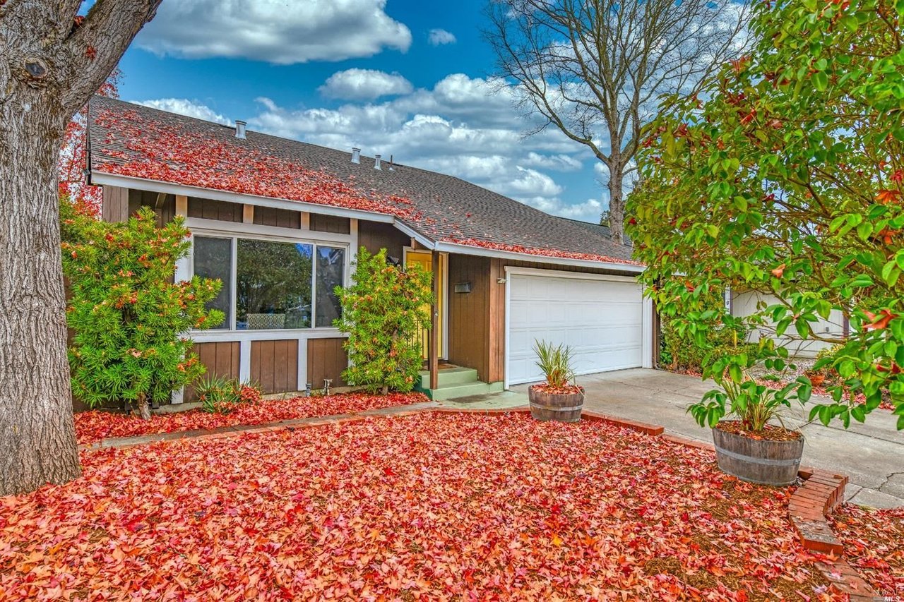 424 Simi Pl