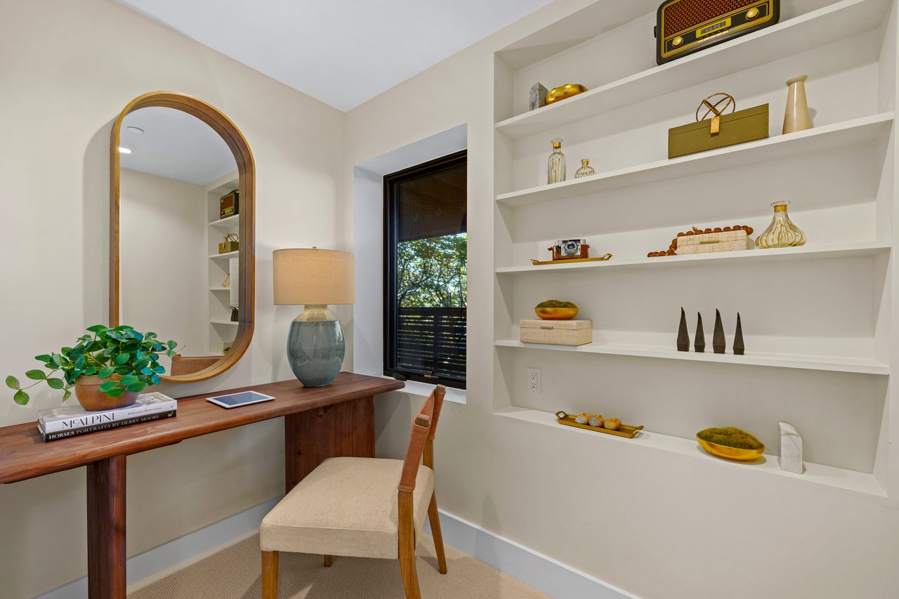 Contemporary Gem on Belvedere Island