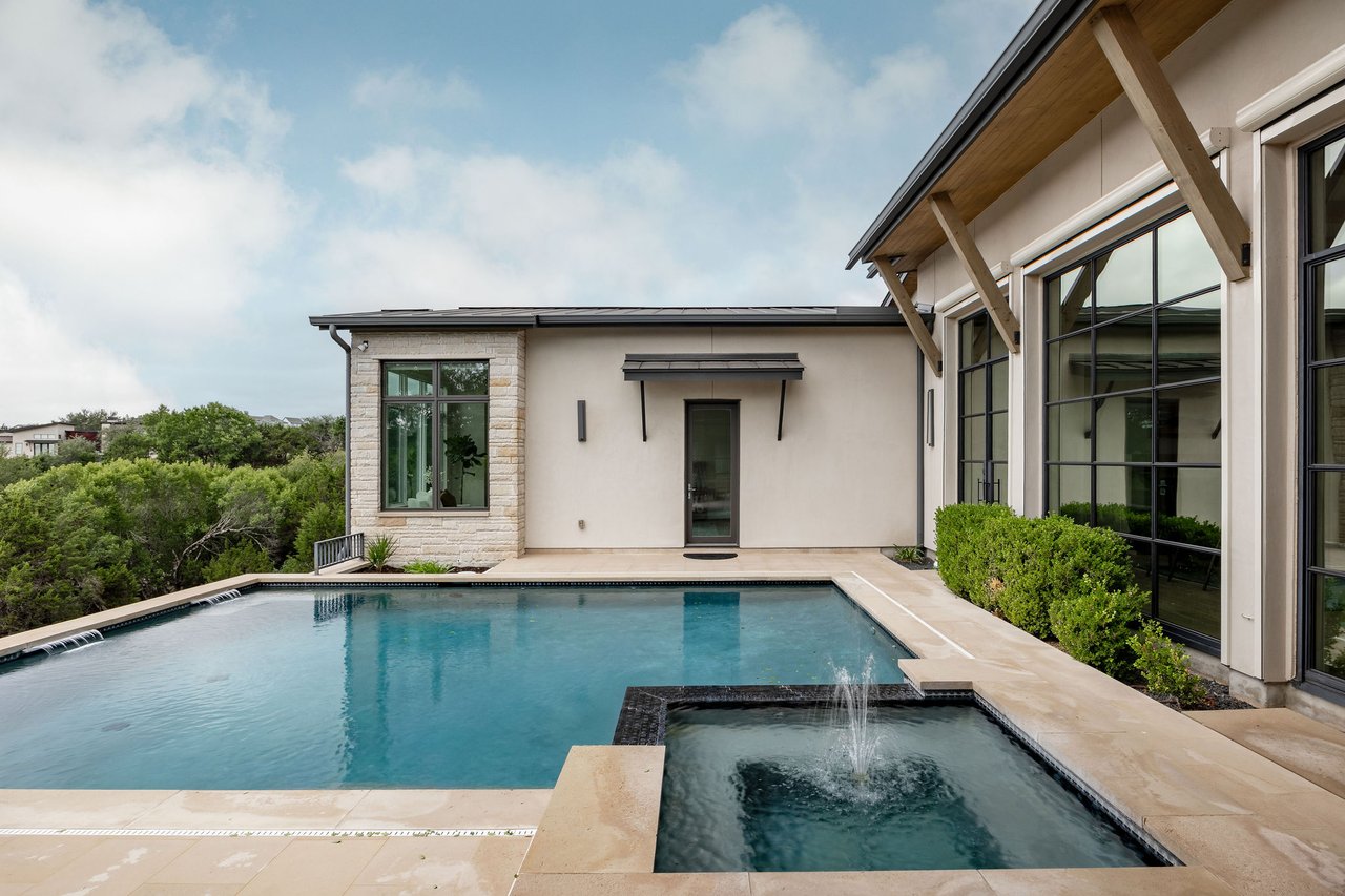 4601 Amarra Dr