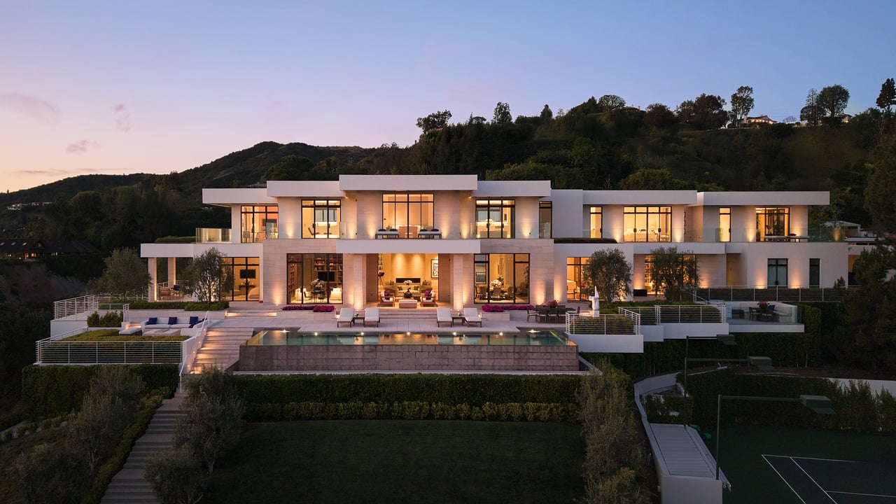 9966 Beverly Grove Dr
