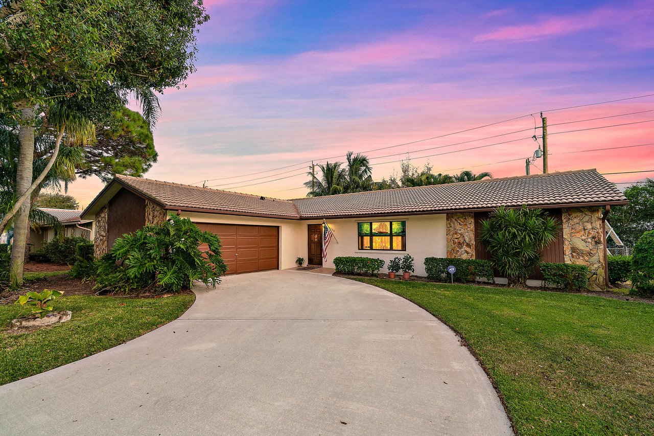 4328 Nicole Cir