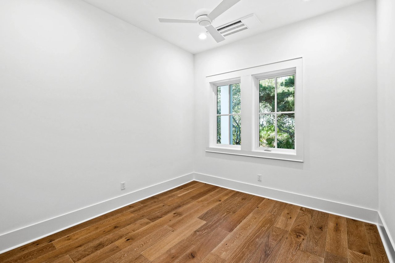 273 Winston Ln