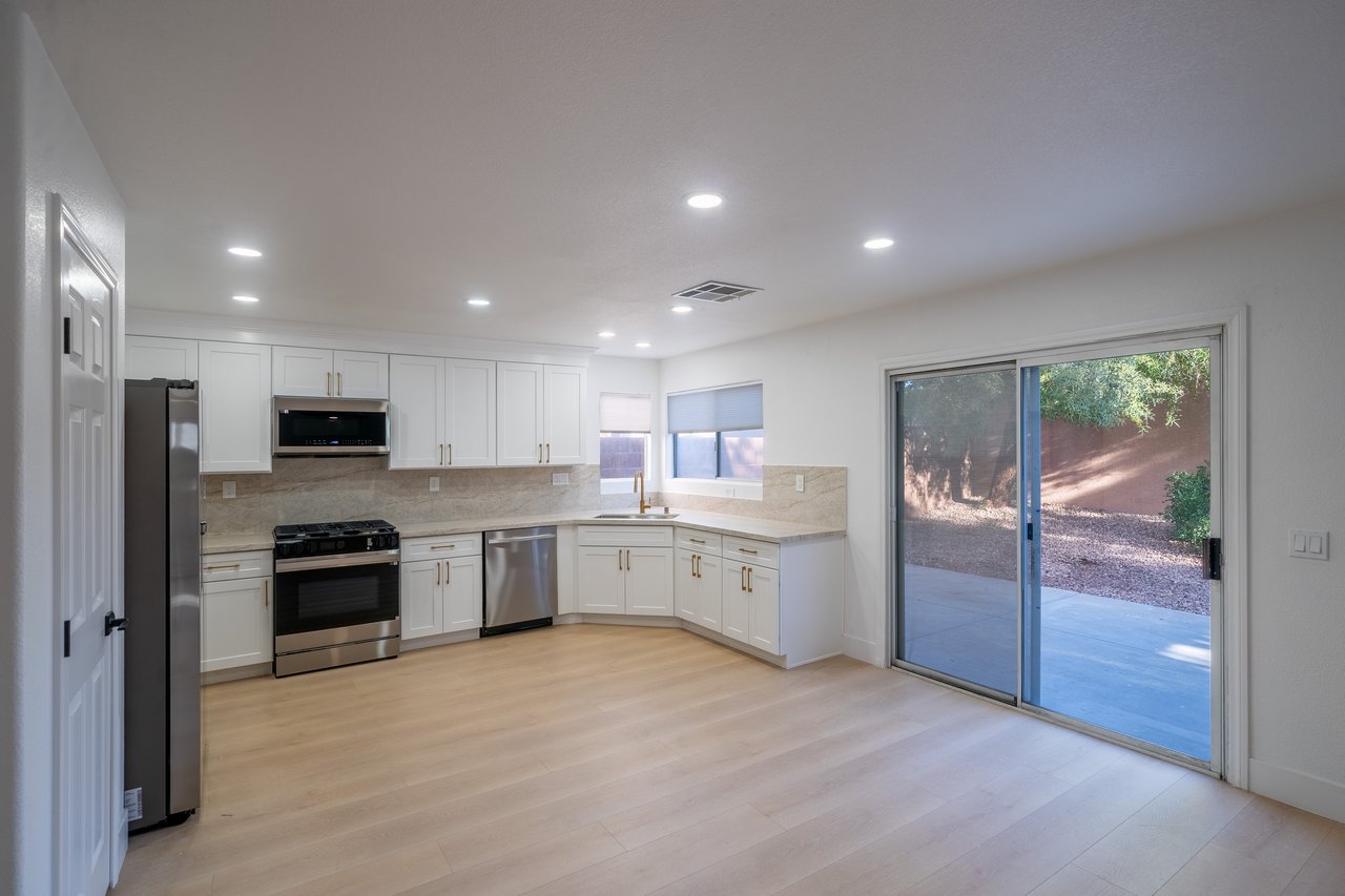 504 Lacabana Beach Drive