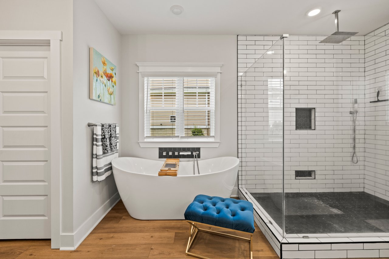 Richmond Hill Dove Drake Drive