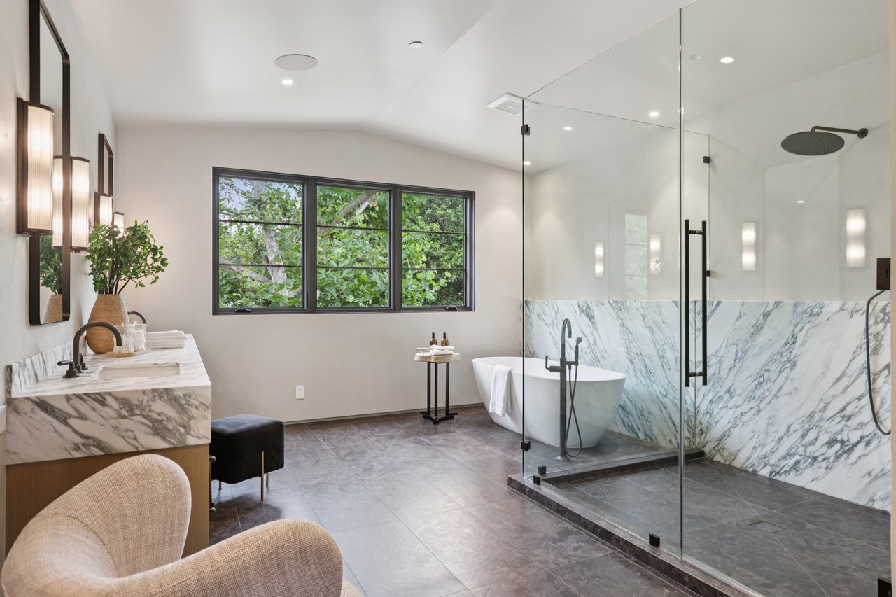 4113 Woodman Ave, Sherman Oaks