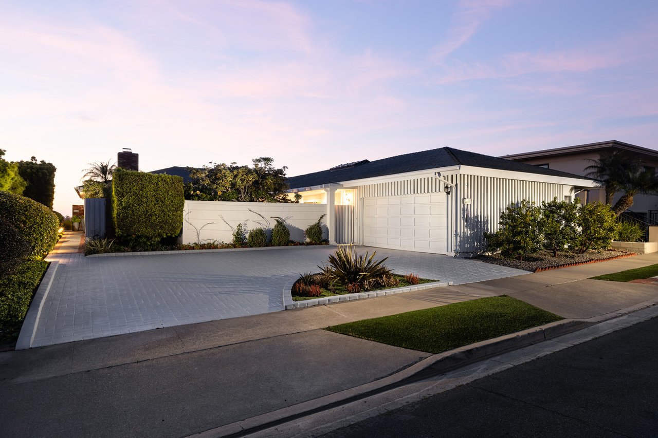 1007 White Sails Way