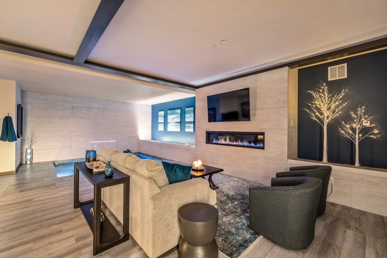 31 Taylor Creek Court