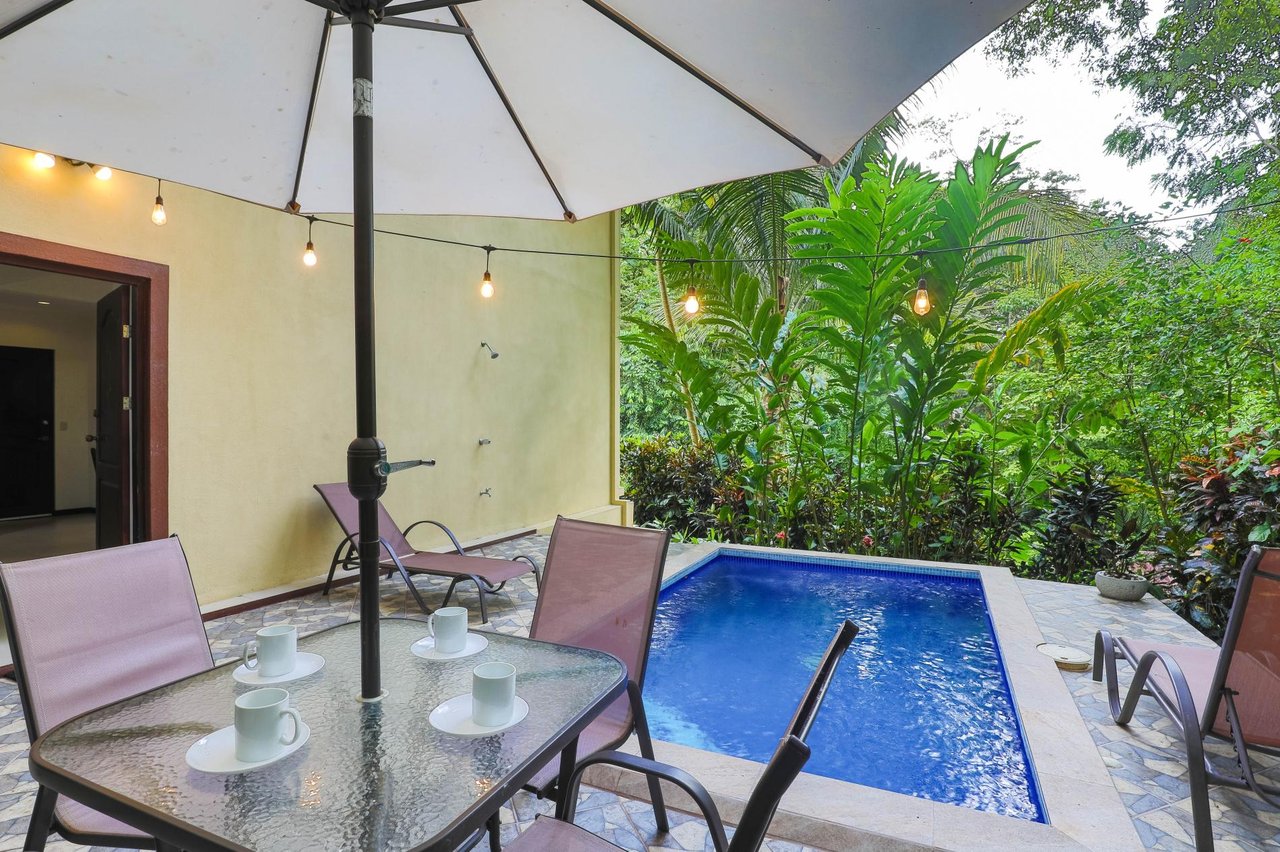 Manuel Antonio 3 bedroom- 3 bath with pool in Gated Development 