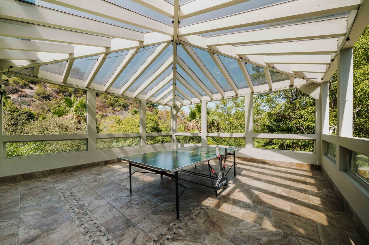 11037 Anzio Rd