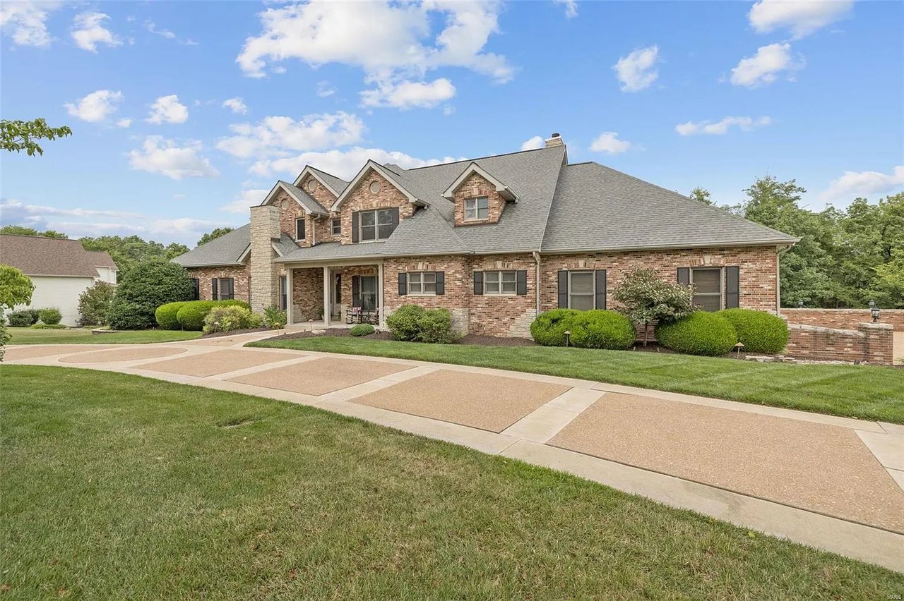 3017 Forrest Brook Ct