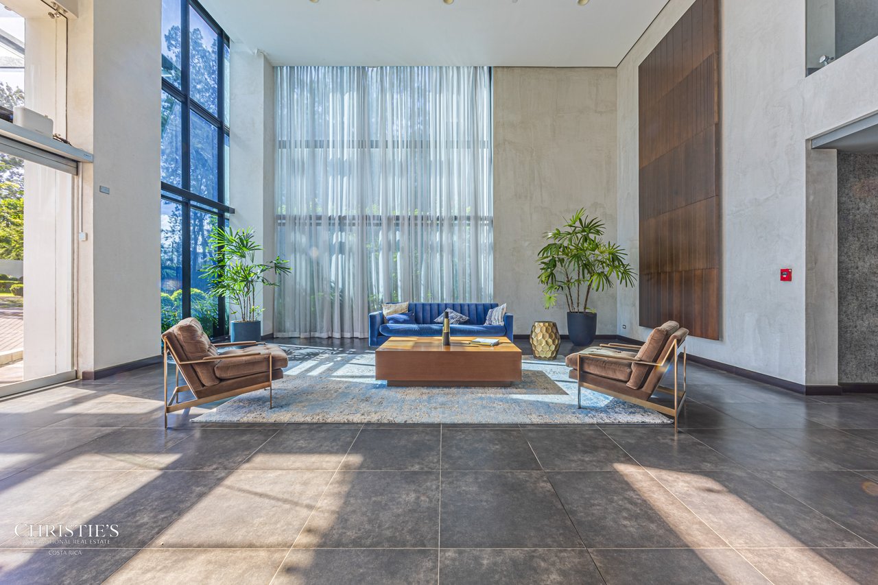 Luxurious Four-Bedroom Condo in the Hills of Escazú   