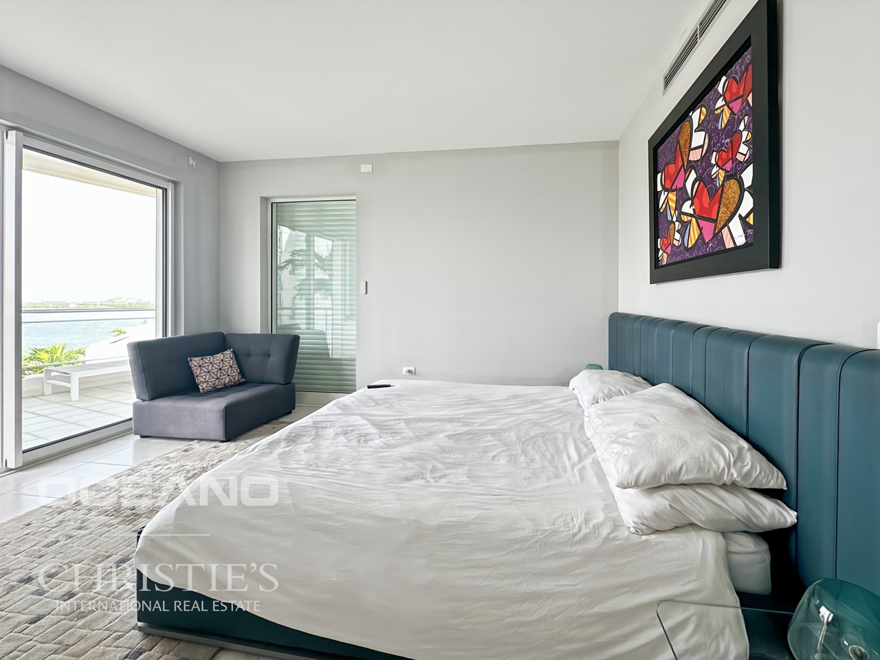 AQUAMARINA - BEAUTIFUL AND CONTEMPORARY DESIGNED 2 BEDROOM CONDOMINIUM