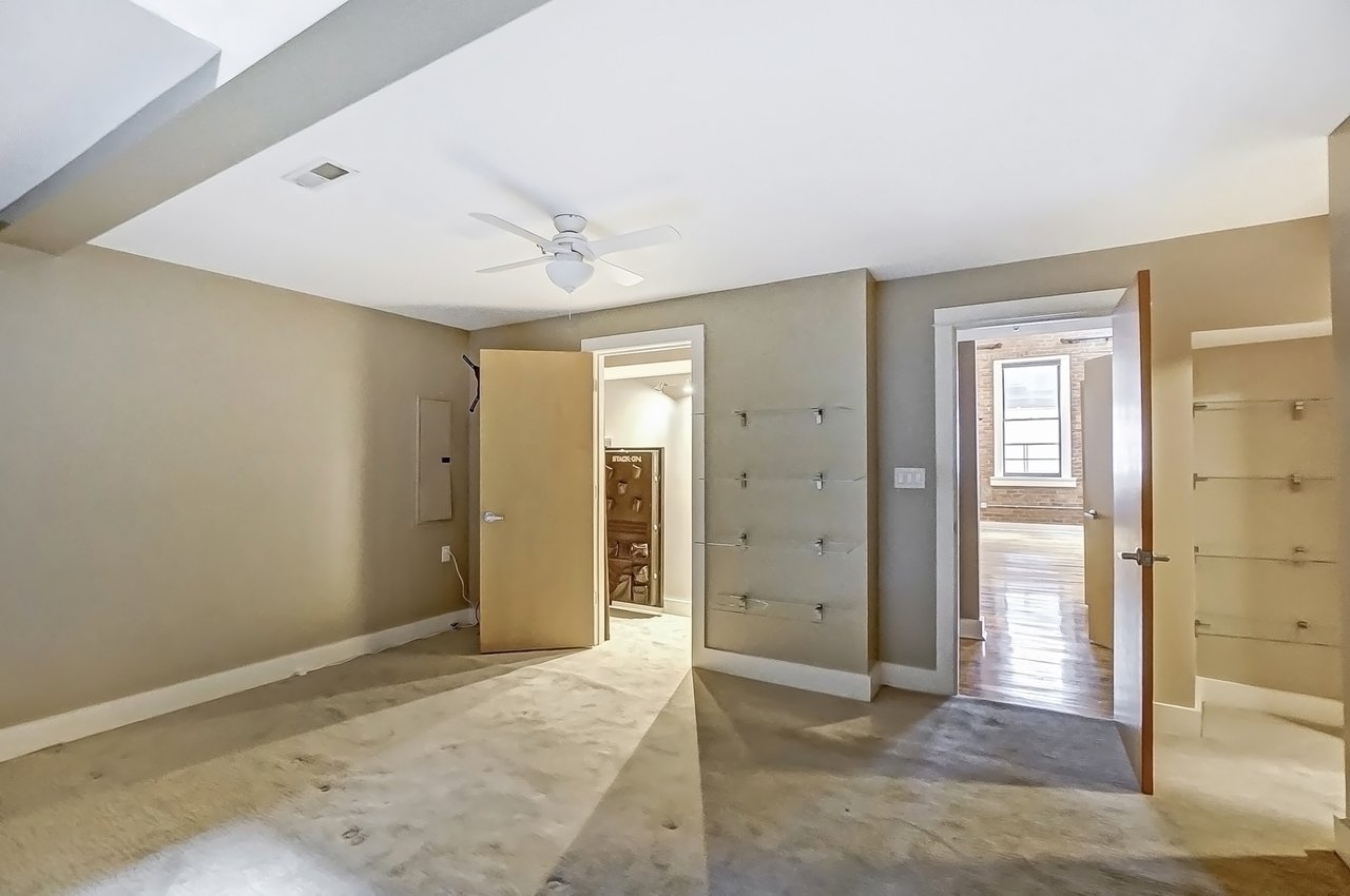 26 E 6th St. (3 units available.) #702, #802 #803
