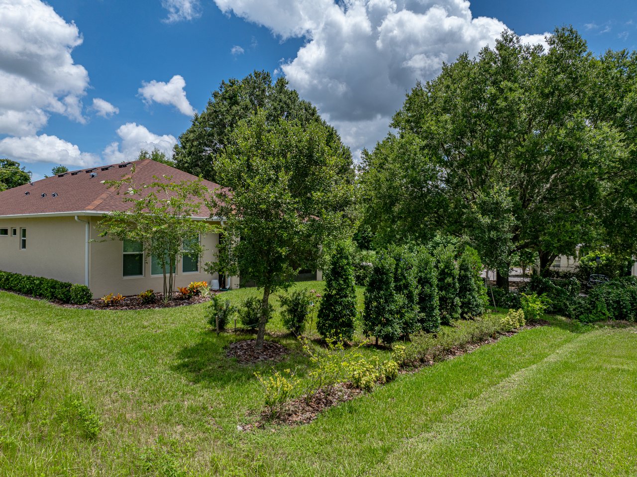 14198 THOROUGHBRED DR