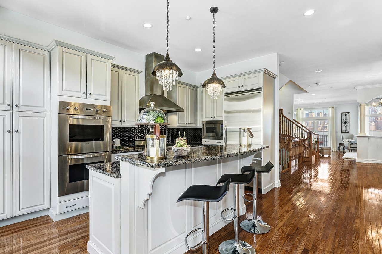 10 Regency Place - The Brownstones at Port Imperial