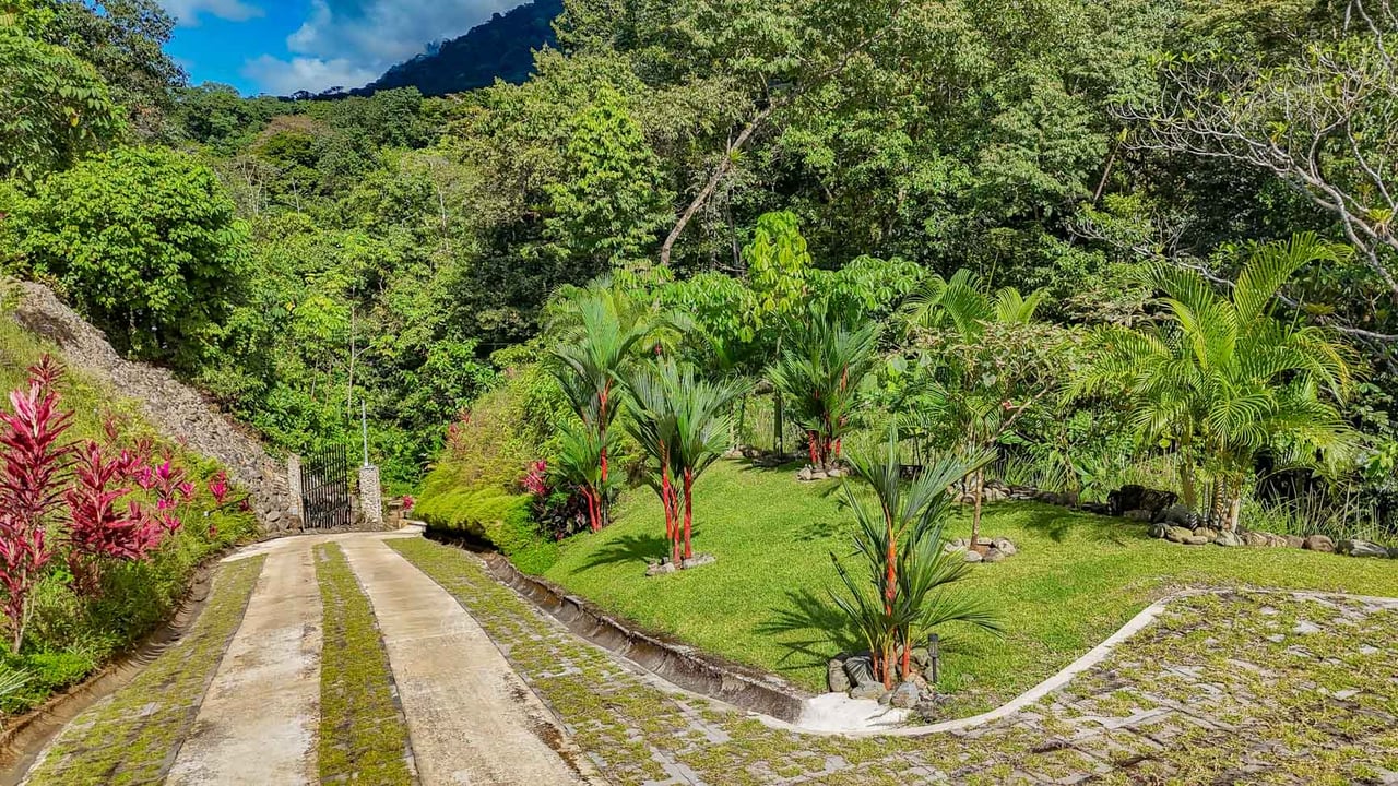Private 2-Bed Hacienda with Ocean & Mountain Views, Pool & Development Potential in Ojochal