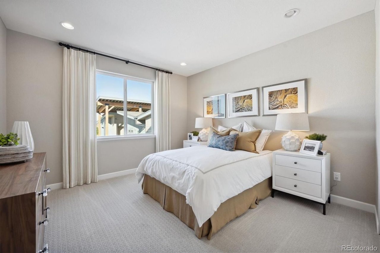 2632 Sawyer Lane