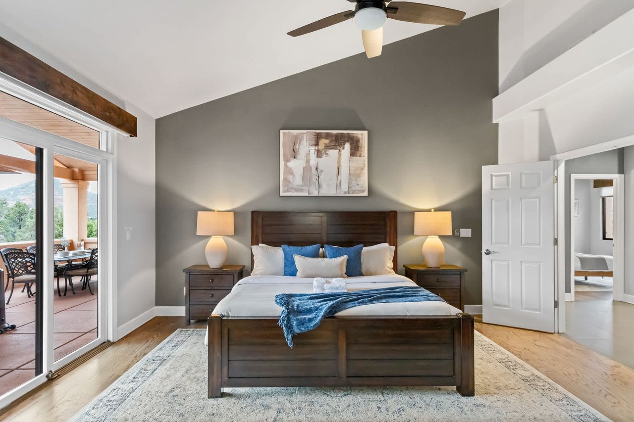 5 Bed, 3 Bath Uptown Sedona-Game Room-Sauna-Cold Plunge-Jacuzzi-Gym