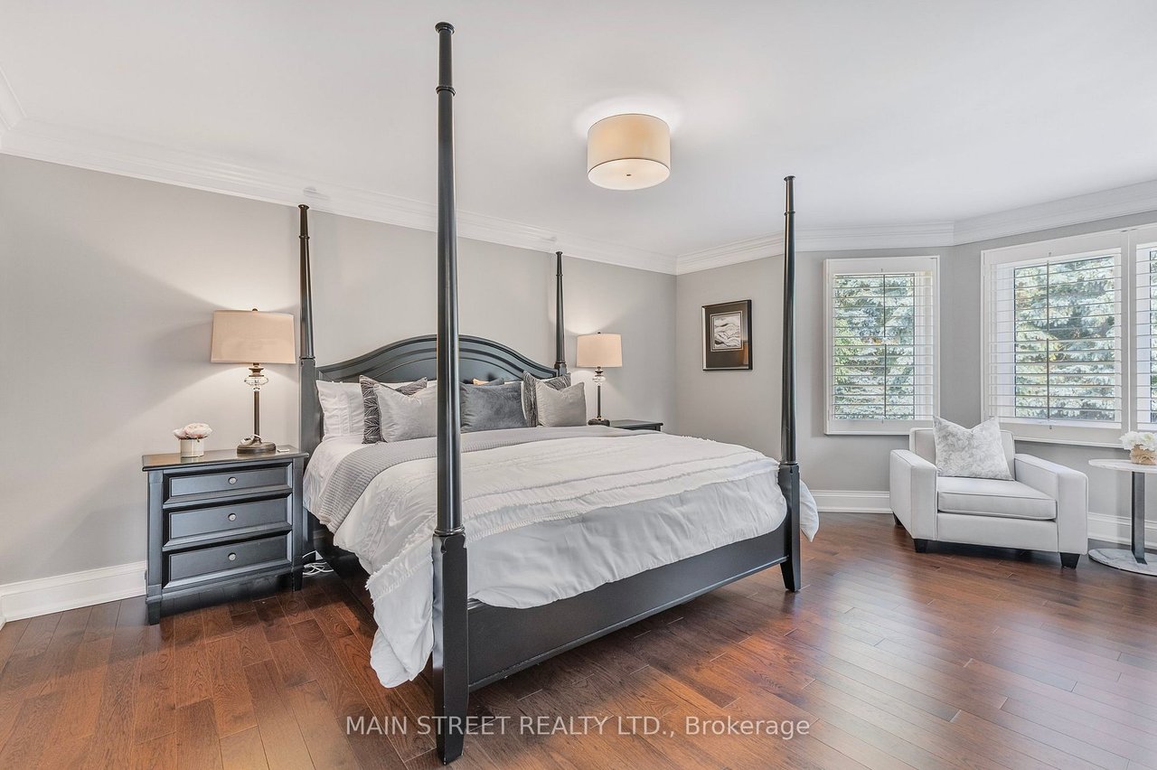 120 Willow Farm Lane, Aurora